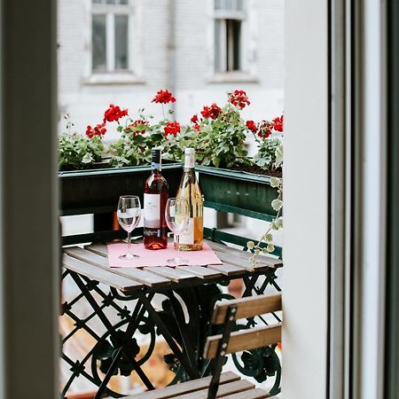 Apartment At Wawel - Kazimierz - คราคูฟ ภายนอก รูปภาพ