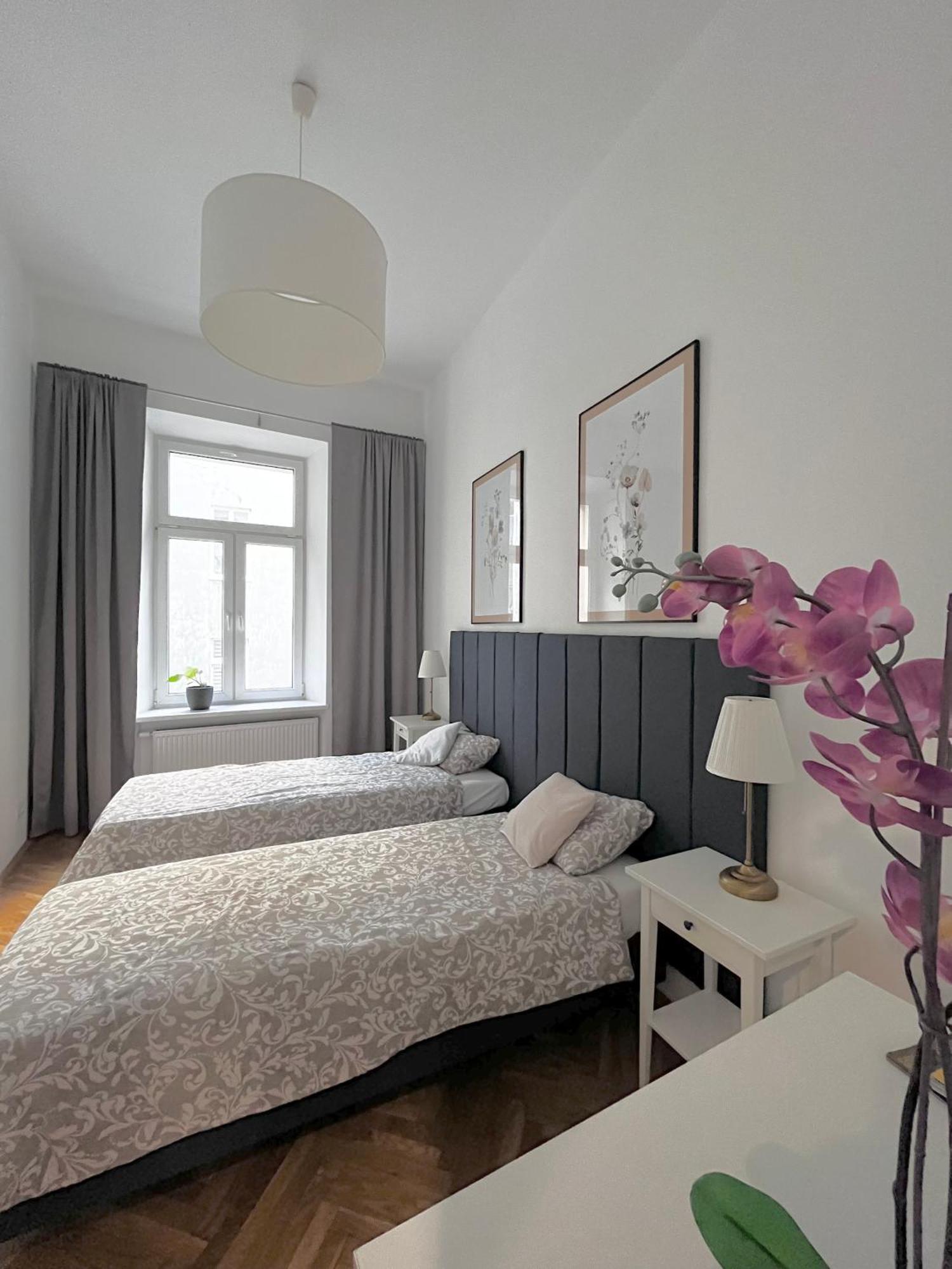Apartment At Wawel - Kazimierz - คราคูฟ ภายนอก รูปภาพ